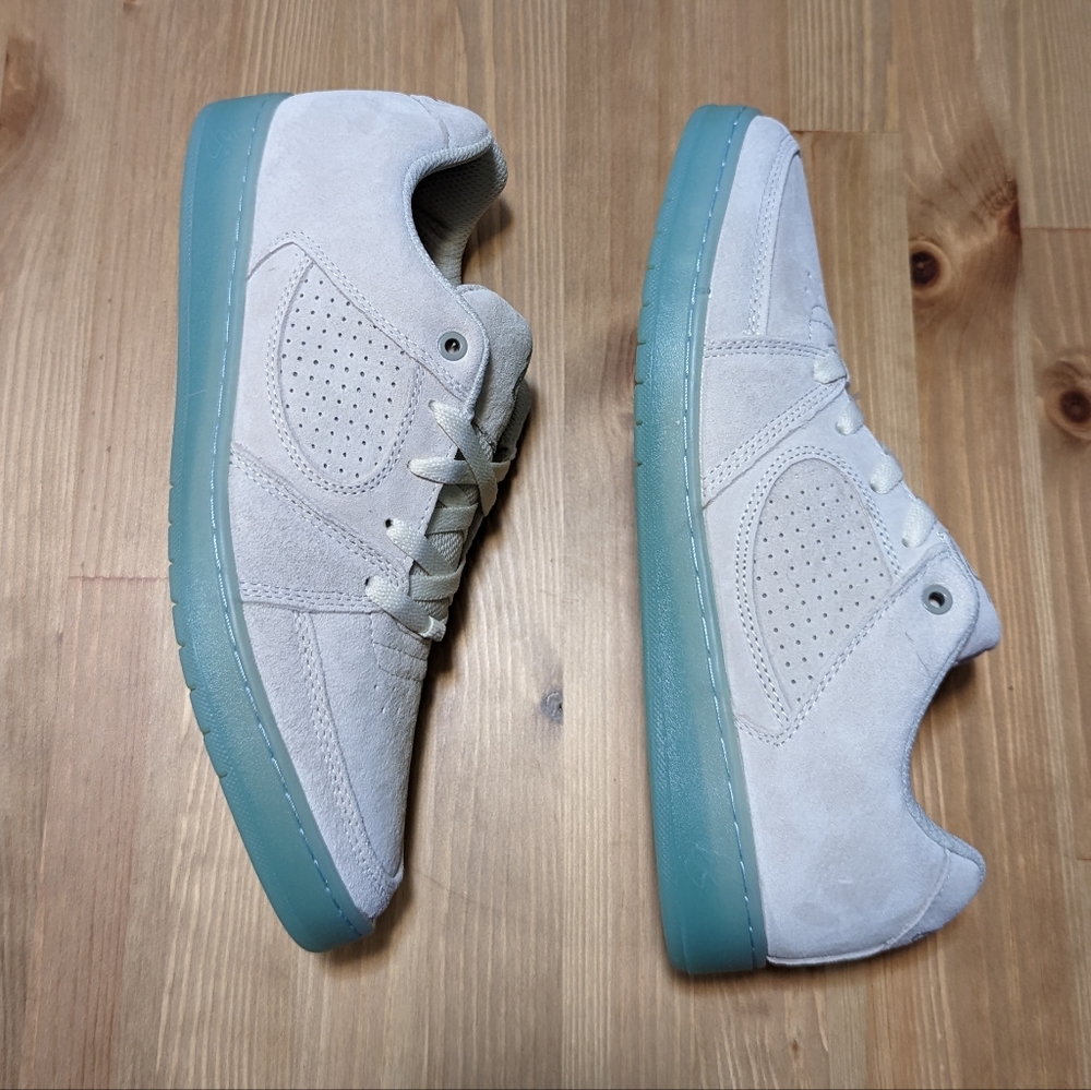 ÉS Accel Slim Skate Shoes - Picture 3 of 10